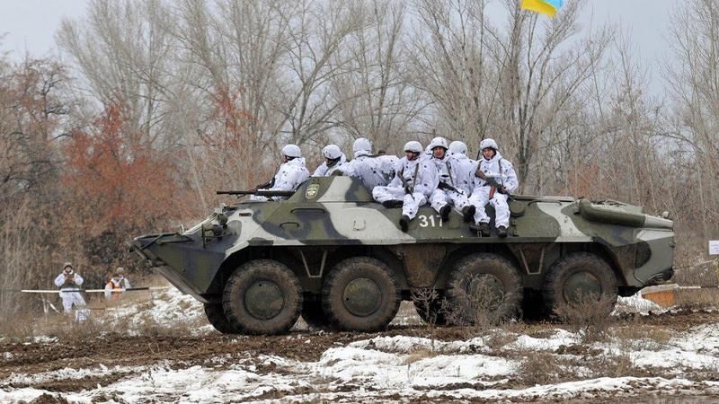 Ucraina construieşte fortificaţii defensive şi se pregăteşte de un război de durată, analiză France Presse