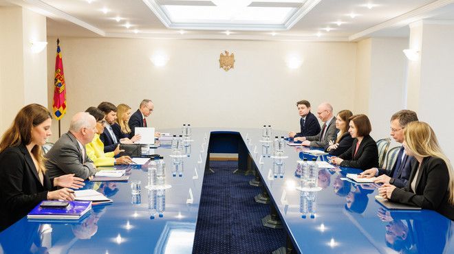 Președina Maia Sandu a avut o întrevedere cu Penny Pritzker, reprezentant special al SUA pentru reconstrucția economiei Ucrainei