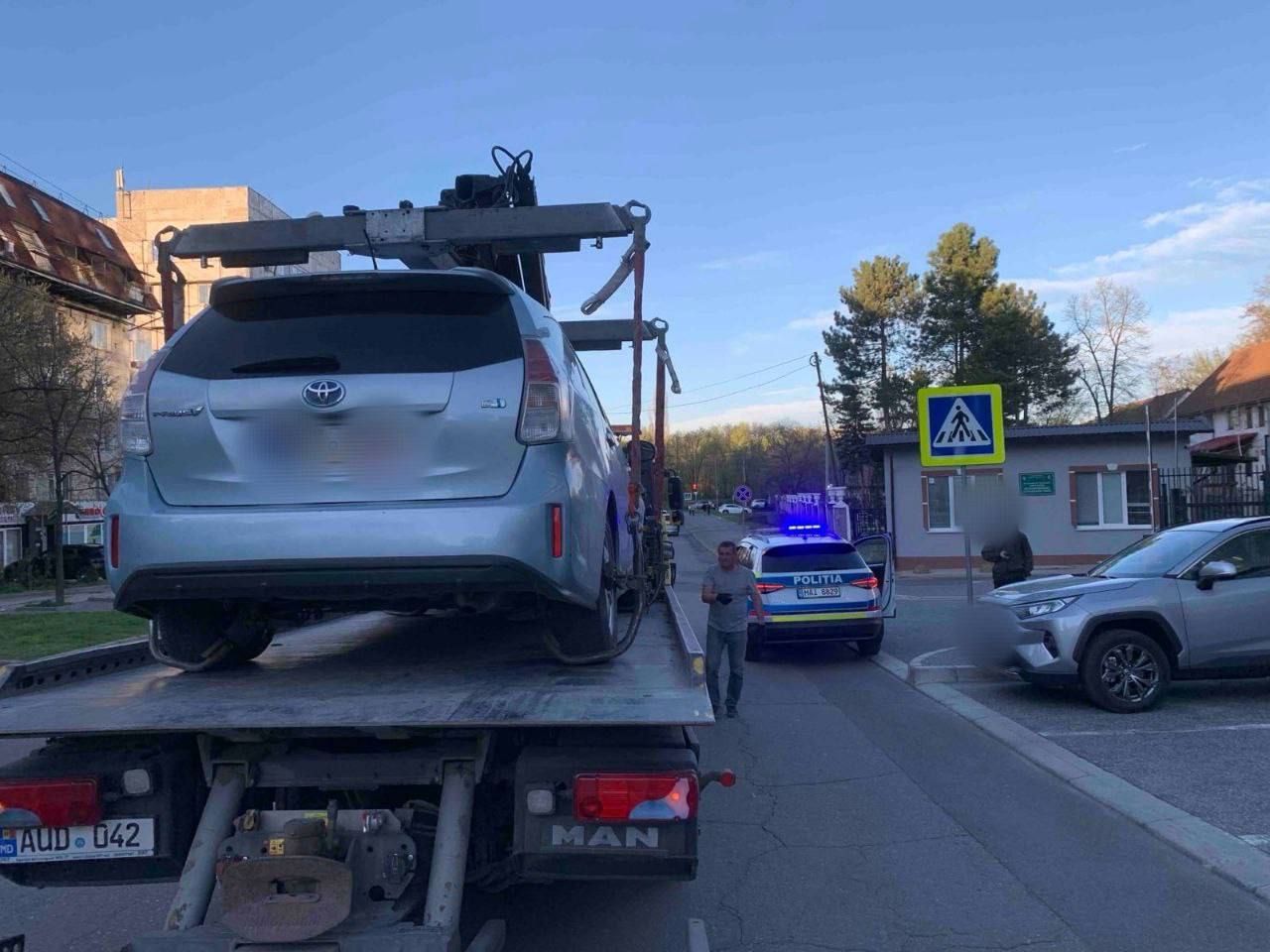 FOTO // Un șofer din Chișinău, depistat drogat la volan