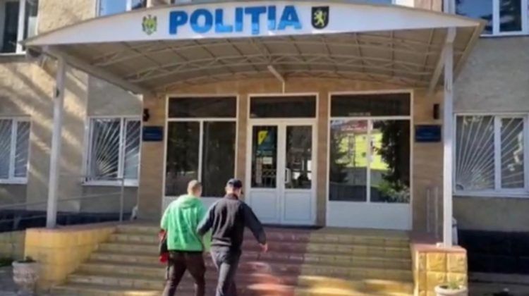 VIDEO // Un moldovean și ucrainean, anunțați în căutare de autoritățile R. Moldova, reținuți de polițiștii de frontieră