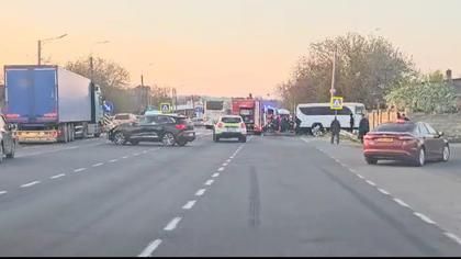 14 persoane, transportate la spital în urma accidentului grav de la Măgdăcești. Poliția anunță cum s-a întâmplat totul