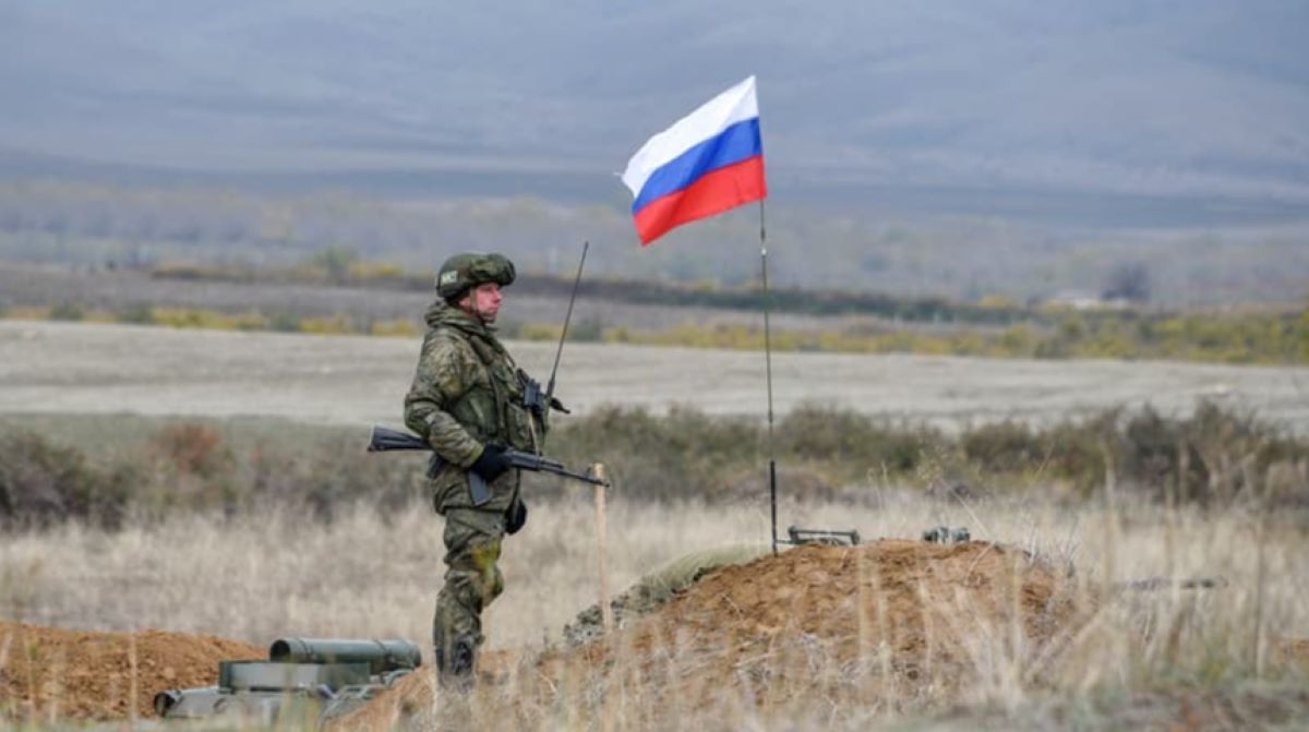 Kremlinul anunţă că-şi retragere trupele de „menţinerea păcii” din Nagorno Karabah