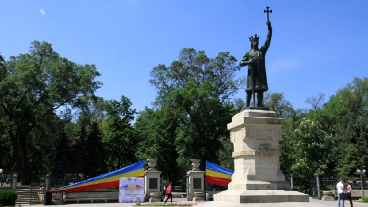 Chișinăul se află pe lista finaliștilor opentru titlul de Capitală Europeană a Tineretului 2027