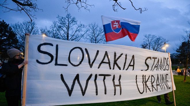 Slovacii au atras donaţii de aproape 2 milioane de euro pentru furnizarea de muniţii Ucrainei