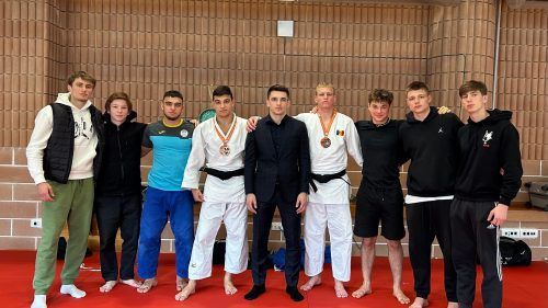 Două medalii de bronz la Junior European Cup la judo