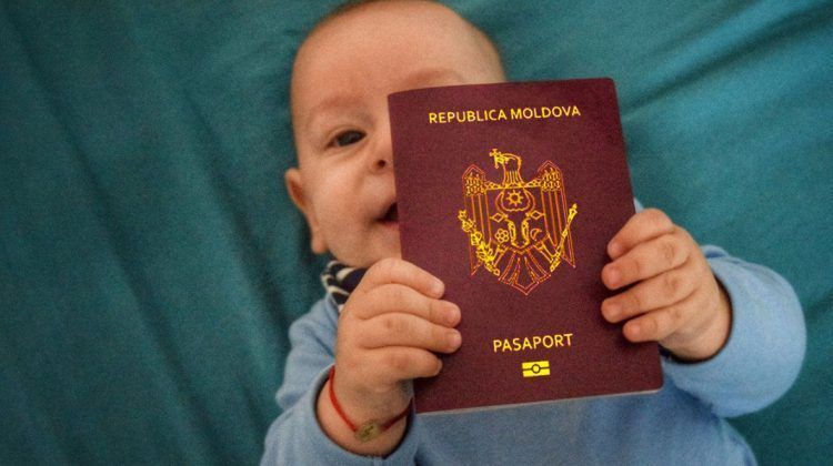 Persoanele străine născute în R. Moldova pot cere recunoașterea cetățeniei moldovenești. Ce acte trebuie să prezinte