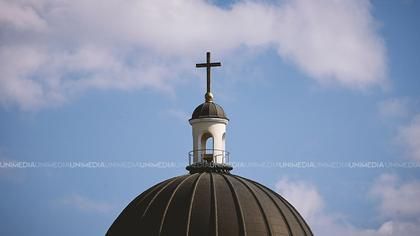 Vinerea Mare 2024 - tradiții și obiceiuri. Credincioșii ortodocși țin post negru pe 3 mai