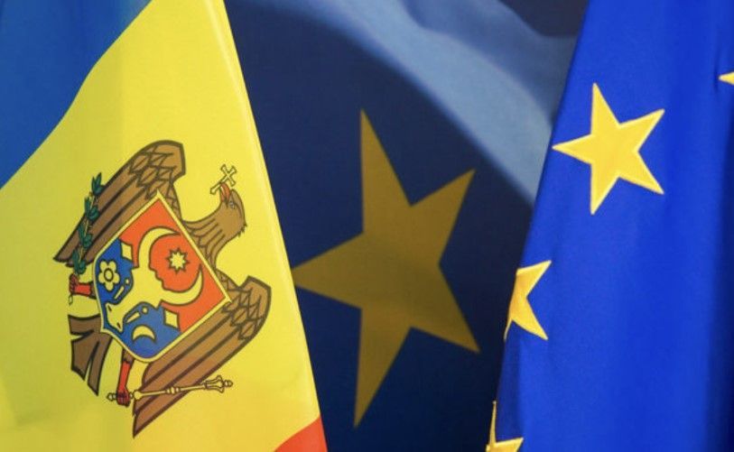 Financial Times // Comisia Europeană va recomanda astăzi începerea negocierilor de aderare cu R. Moldova și Ucraina