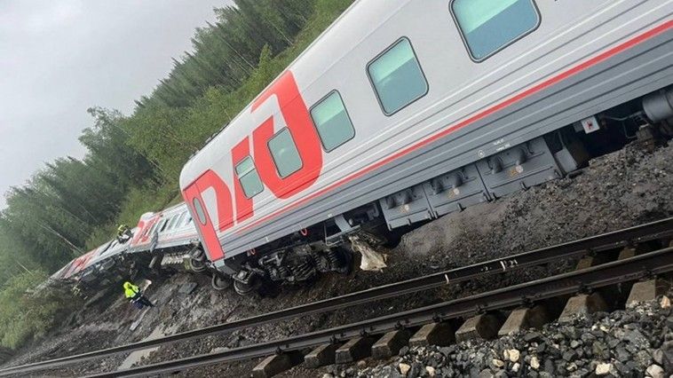 Rusia: Un tren cu peste 200 de pasageri a deraiat în regiunea Komi; Bilanțul preliminar - doi morți și 40 de răniți