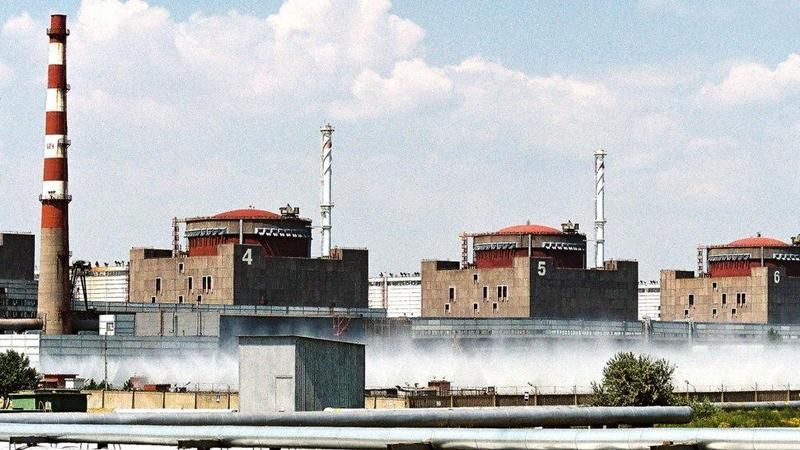 Stare de alertă la Zaporojie: Centrala nucleară a pierdut legătura cu stația de monitorizare a radiațiilor după bombardamentele rușilor