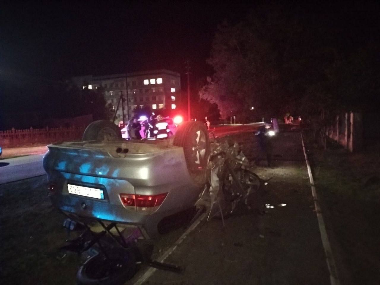 Accident groaznic la Dondușeni: O persoană a murit, iar alte patru se află la spital