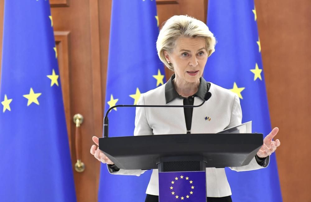 Parlamentul UE decide dacă îi încredinţează Ursulei von der Leyen al doilea mandat la șefia Comisiei Europene: Respingerea ei ar declanşa o criză politică fără precedent