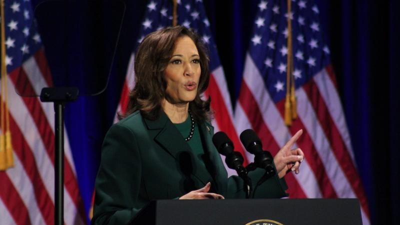 Kamala Harris obține suficient sprijin din partea delegaților pentru a deveni candidatul democrat la prezidențiale