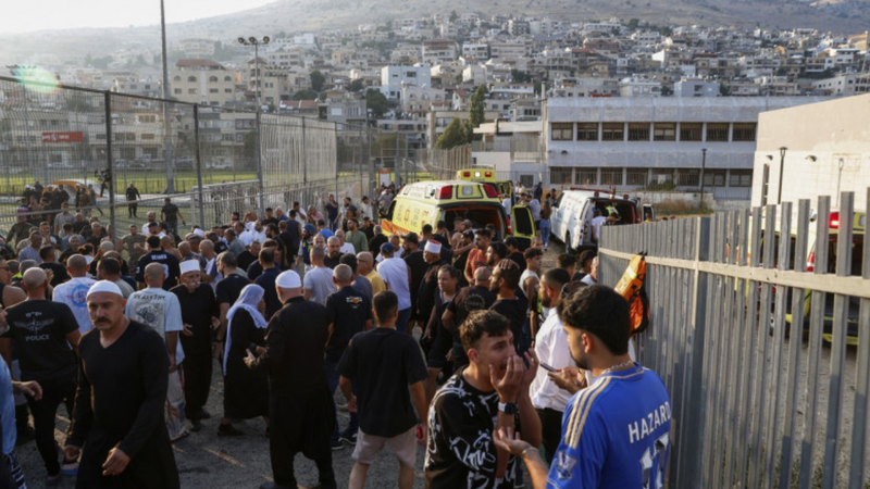 O rachetă a Hezbollah a lovit un stadion dintr-o localitate israeliană: 10 morți și zeci de răniți, printre care copii