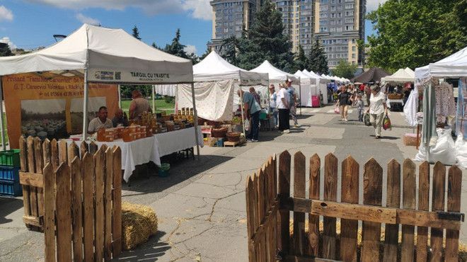 În Chișinău se desfășoară târguri cu produse autohtone. Vezi unde pot fi găsite