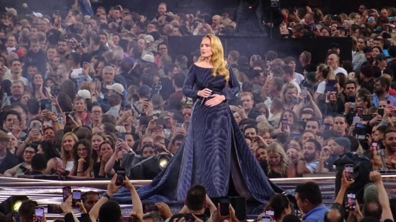 Adele ia o pauză de la muzică. Mesaj către fani: „Nu ne vom mai vedea pentru o perioadă incredibil de lungă”