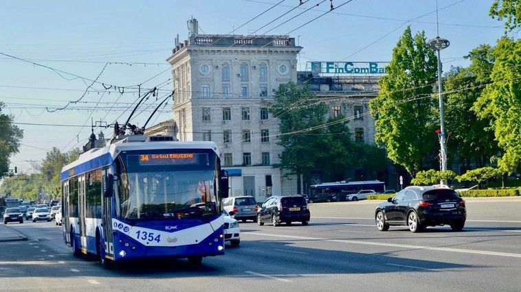 Restricții de circulație mâine și poimâine în Chișinău, în legătură cu vizita premierului Luxemburgului