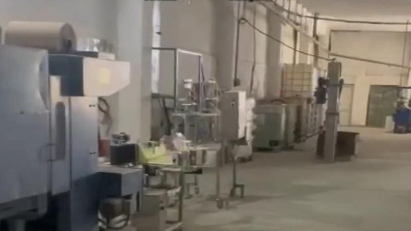 VIDEO: Angajatul unei companii de pesticide, investigat pentru divulgarea secretului comercial; Au loc percheziții