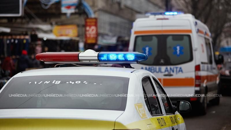 O altă echipă de medici de pe ambulanță a fost agresată la locul de muncă. A fost nevoie de intervenția Poliției - Realitatea.md O altă echipă de medici de pe ambulanță a fost agresată la locul de muncă. A fost nevoie de intervenția Poliției