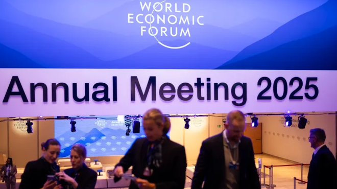 O delegație din RM condusă de Dorin Recean va participa timp de două zile la Forumul Economic de la Davos