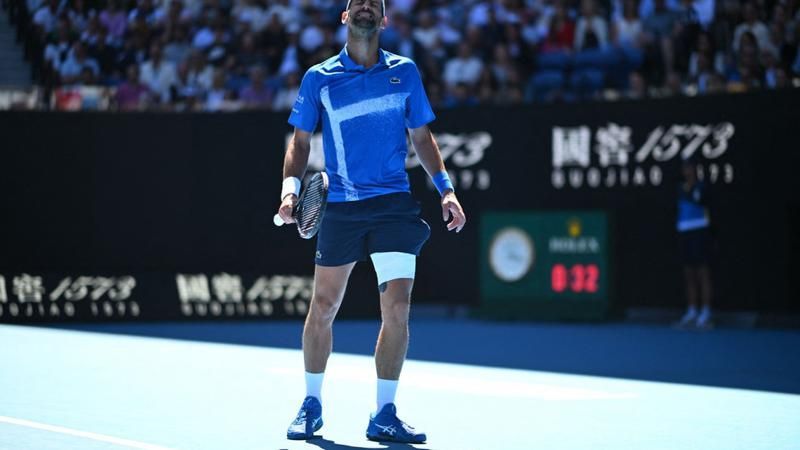 Djokovic s-a retras de la Australian Open, după ce a pierdut primul set al semifinalei. A fost huiduit de suporteri - Realitatea.md Djokovic s-a retras de la Australian Open, după ce a pierdut primul set al semifinalei. A fost huiduit de suporteri