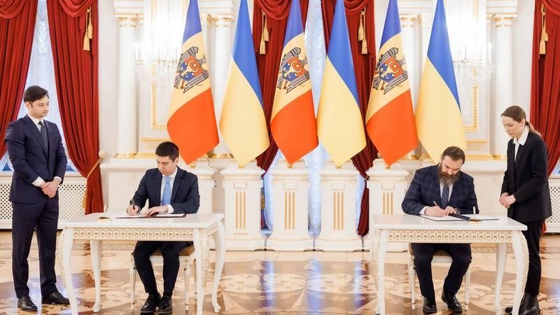 Acord semnat la Kiev: Diplomele și titlurile științifice vor fi recunoscute reciproc în R. Moldova și Ucraina