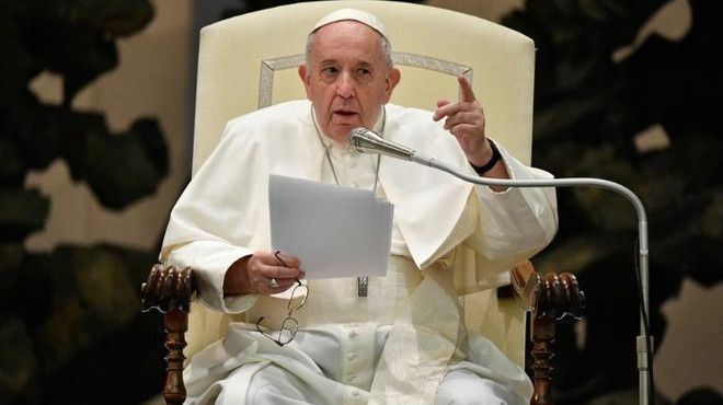 Papa Francisc: Biserica Catolică este gata să accepte o singură dată pentru Paște