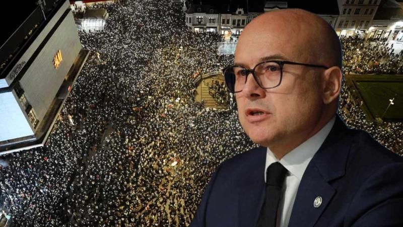 Protestele au dat roade în Serbia: Premierul Milos Vucevic a demisionat