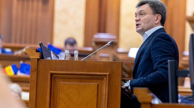 Premierul Recean, așteptat săptămâna viitoare la Parlament; Ce raport urmează să prezinte