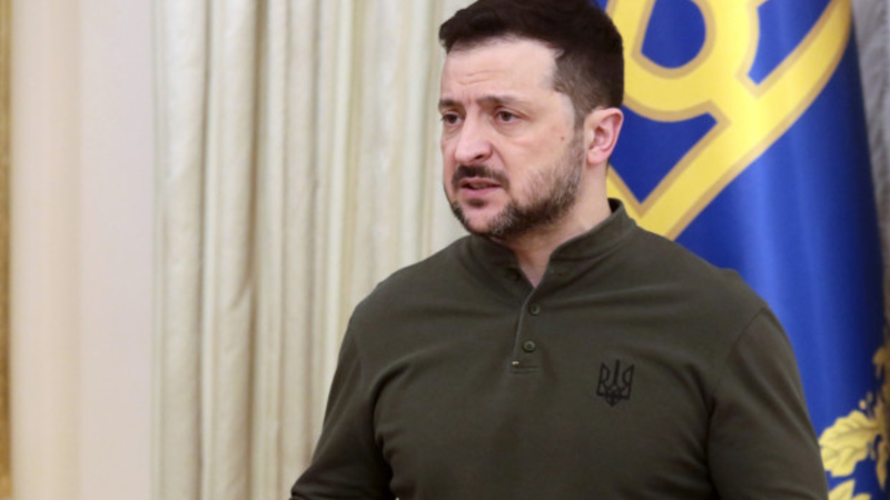 Șeful Pentagonului îl apără pe Trump și spune că negocierile cu Putin pentru încheierea războiului nu sunt „o trădare”