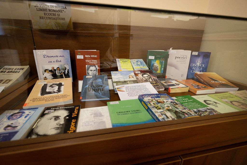 Poet al mamei, al patriei și al iubirii: Grigore Vieru ar fi împlinit astăzi vârsta de 90 de ani - Realitatea.md Poet al mamei, al patriei și al iubirii: Grigore Vieru ar fi împlinit astăzi vârsta de 90 de ani