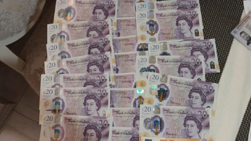 Contrabandă cu droguri din Franța, ascunse printre alimente și produse de uz casnic: Patru bărbați, implicați - Realitatea.md Contrabandă cu droguri din Franța, ascunse printre alimente și produse de uz casnic: Patru bărbați, implicați