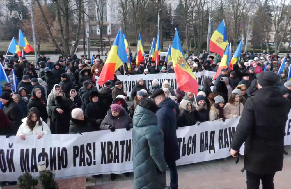 Jos, Maia Sandu! Jos, SRL PAS!” Socialiștii, cu protest la Președinție: Noi suntem gata să luptăm pentru țară