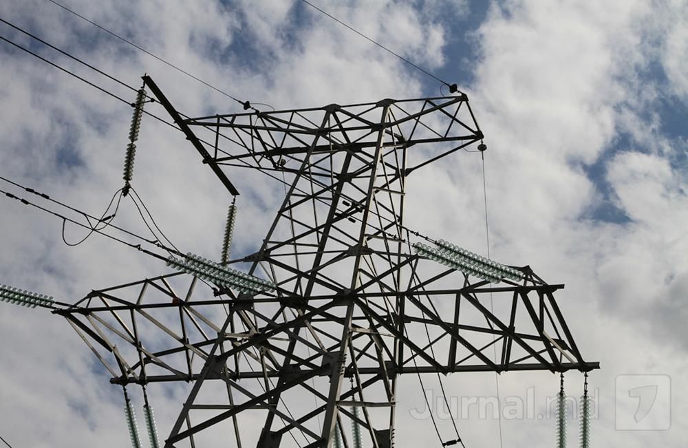 BERD oferă un grant de 15,4 mil. de euro pentru linia electrică Bălți-Suceava; Când e planificată finalizarea construcției