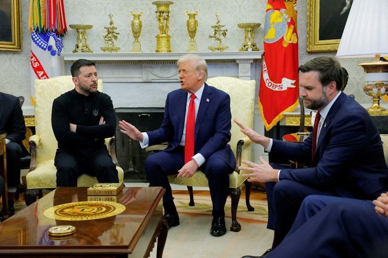 Tensiuni la întrevederea lui Trump cu Zelenski. „Ori faceți o înțelegere, ori ne retragem”