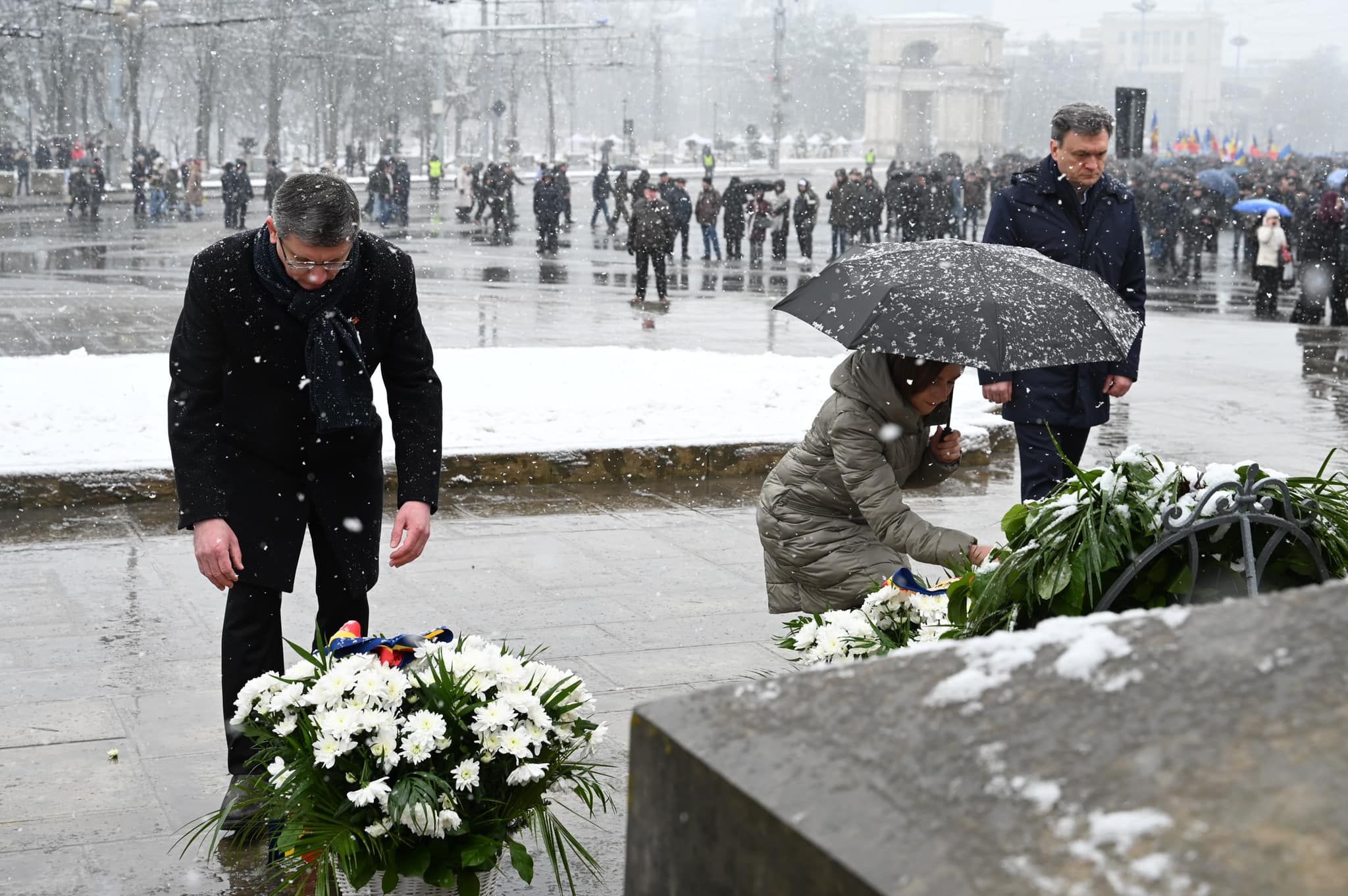 LIVE | Ceremonie consacrată Zilei Memoriei și Recunoștinței, cu prilejul comemorării eroilor căzuți în conflictul armat de la Nistru