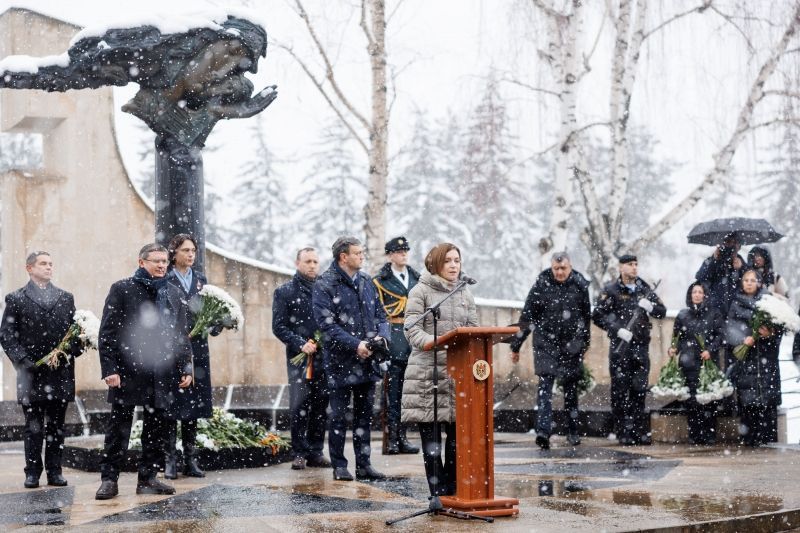 LIVE | Ceremonie consacrată Zilei Memoriei și Recunoștinței, cu prilejul comemorării eroilor căzuți în conflictul armat de la Nistru